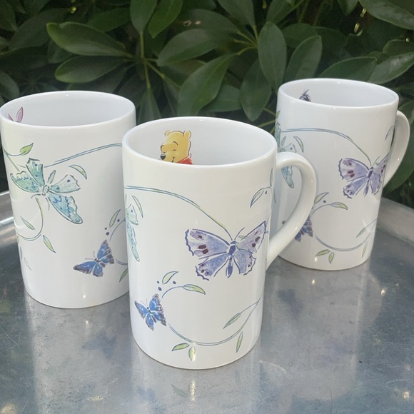 Vintage Winnie the Pooh mugs - Picture 3 of 12